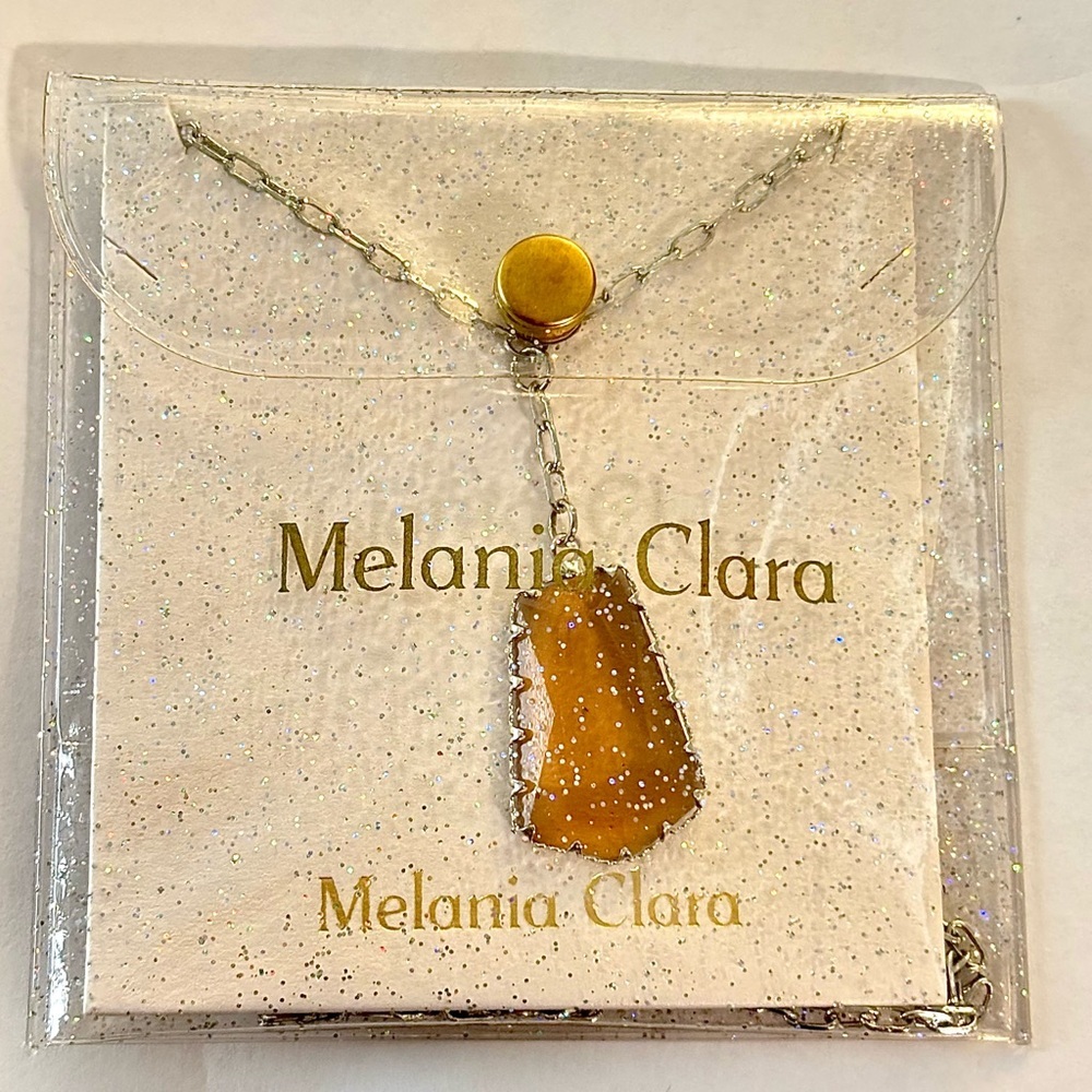 ✨ Melania Clara Amber Faceted Pendant Necklace ✨ - Picture 5 of 5